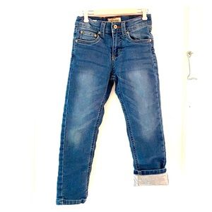 Girls size 6 jersey lined jeans.